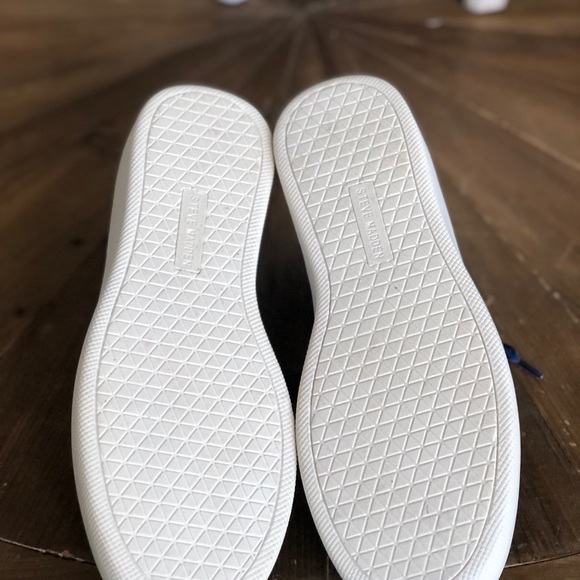 Steve Madden Women’s Tennis Shoes. Size 6. - Picture 5 of 6